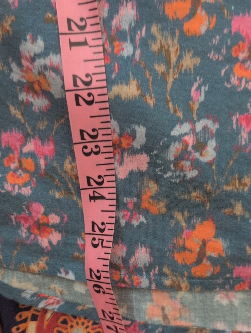Sundance Ruffle Front Floral Blouse. - Picture 7 of 7